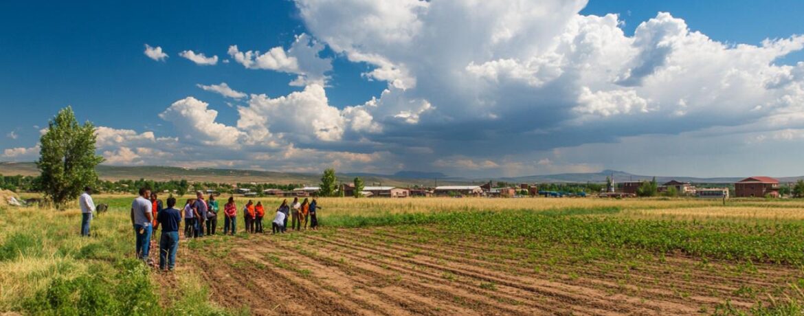 Terrain à donner gratuitement : une aubaine pour les particuliers et les collectivités au service de la solidarité associative